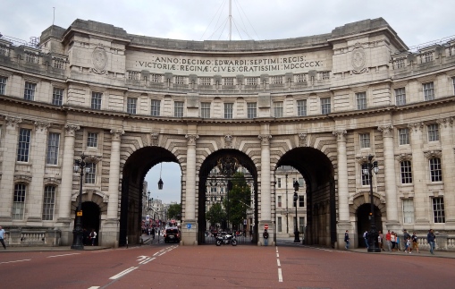 Admiralty arch near Trafalgar square