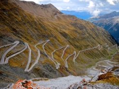 The road leading to Italy's Stelvio Pass, how good does that look..